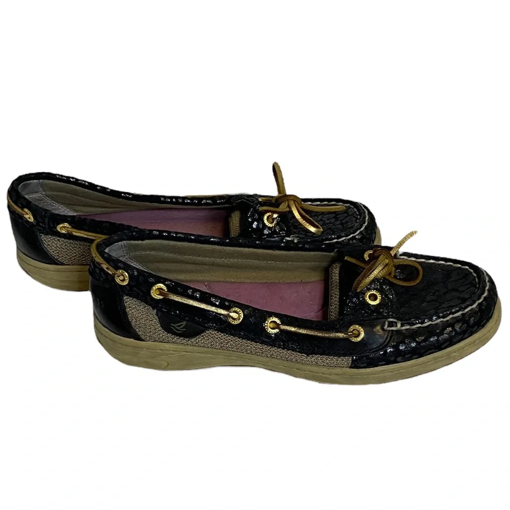 Sperry Top-sider black with leopard pattern & gold detailing. 
Size: 7.5 M